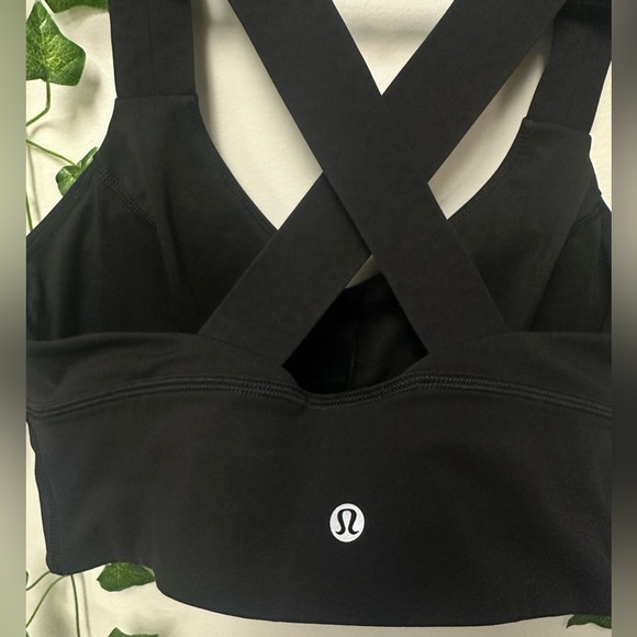 SOLD Lululemon Hold Your Form Bra - Picture 3 of 4